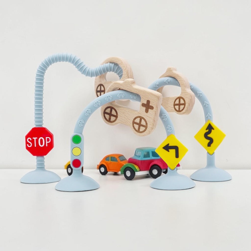 Wooden Traffic High Chair Game